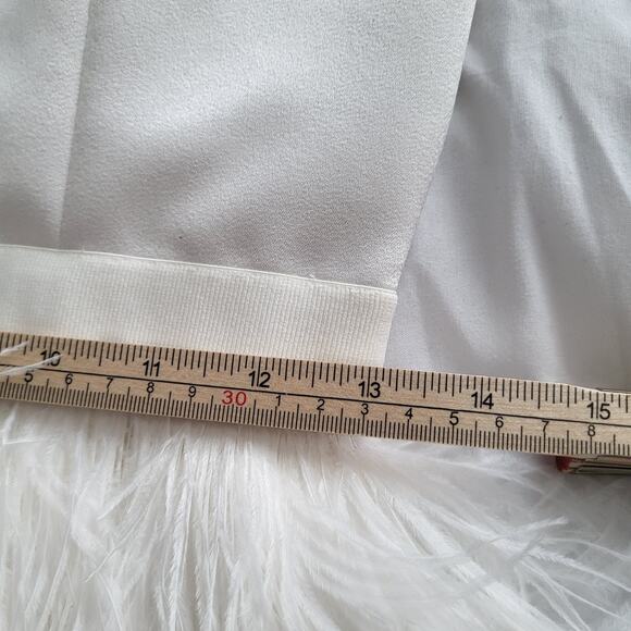 $1800 Alice + Olivia Milany Feather Mini White dress Sz 4 Small Bridal Wedding - Picture 15 of 16